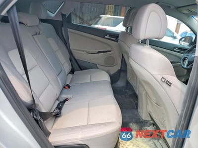 Zdjęcie 11 z 13 samochodu: 2018 HYUNDAI TUCSON SEL VIN:KM8J3CA40JU677022 - miniatura