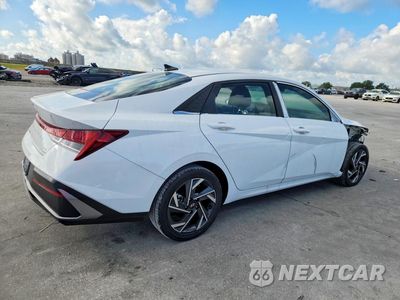 Trzecie zdjęcie samochodu z tyłu: 2025 HYUNDAI ELANTRA LIMITED VIN:KMHLN4DJ1SU157892 - miniatura