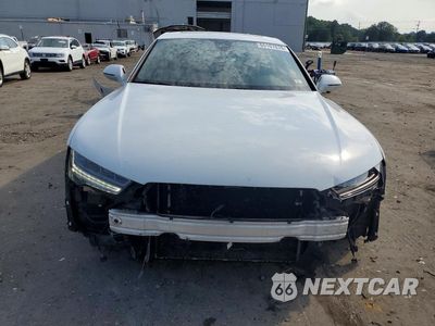 Piąte zdjęcie samochodu w środku: 2017 AUDI A7 PREMIUM PLUS VIN:WAUW2AFC9HN123416 - miniatura