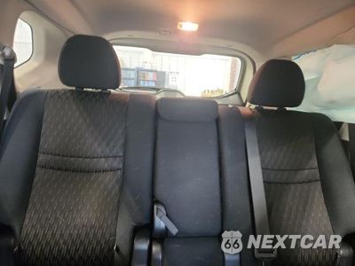 Zdjęcie 10 z 13 samochodu: 2017 NISSAN ROGUE S VIN:5N1AT2MT3HC746489 - miniatura