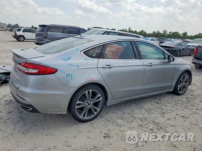 Trzecie zdjęcie samochodu z tyłu: 2020 FORD FUSION TITANIUM VIN:3FA6P0K93LR174575 - miniatura