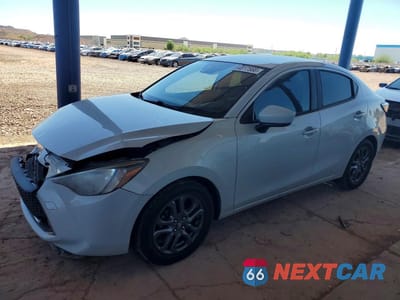 2019 TOYOTA YARIS LE 3MYDLBYV5KY514862 - główne zdjęcie licytacji z USA - miniatura