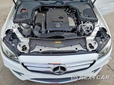 Zdjęcie 11 z 12 samochodu: 2017 MERCEDES-BENZ E 300 4MATIC VIN:WDDZF4KB4HA023403 - miniatura