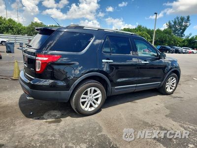 Trzecie zdjęcie samochodu z tyłu: 2015 FORD EXPLORER XLT VIN:1FM5K8D82FGA59917 - miniatura