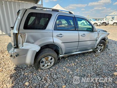 Trzecie zdjęcie samochodu z tyłu: 2010 FORD ESCAPE LIMITED VIN:1FMCU9EG6AKB95907 - miniatura