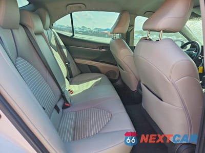 Zdjęcie 10 z 12 samochodu: 2022 TOYOTA CAMRY SE VIN:4T1G11AK3NU682644 - miniatura
