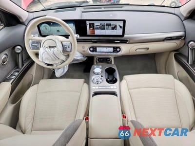 Zdjęcie 8 z 14 samochodu: 2024 GENESIS GV60 STANDARD VIN:KMUKB4SA2RU022519 - miniatura