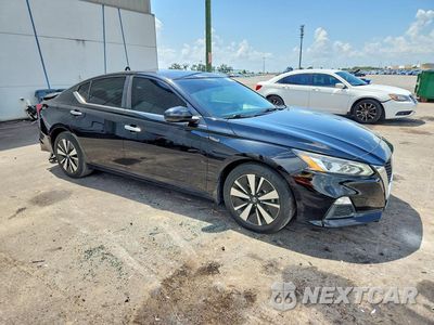 Czwarte zdjęcie samochodu z boku: 2021 NISSAN ALTIMA SV VIN:1N4BL4DV1MN301341 - miniatura