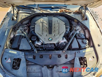 Zdjęcie 11 z 12 samochodu: 2010 BMW 750 I XDRIVE VIN:WBAKC6C55ACL67838 - miniatura