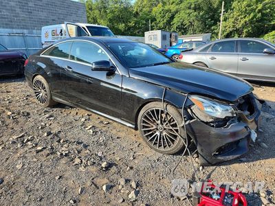 Czwarte zdjęcie samochodu z boku: 2017 MERCEDES-BENZ E 400 4MATIC VIN:WDDKJ6HB9HF350935 - miniatura
