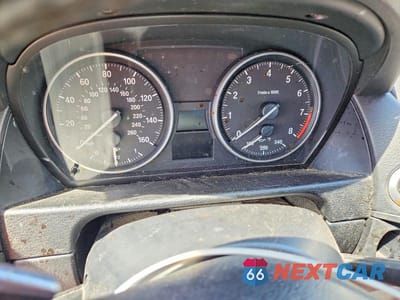 Zdjęcie 9 z 12 samochodu: 2013 BMW X1 XDRIVE35I VIN:WBAVM5C51DVV89144 - miniatura