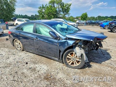 Czwarte zdjęcie samochodu z boku: 2014 HYUNDAI SONATA GLS VIN:5NPEB4AC4EH850966 - miniatura