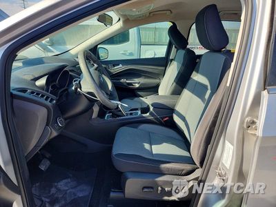 Zdjęcie 7 z 14 samochodu: 2019 FORD ESCAPE SE VIN:1FMCU0GD7KUB85780 - miniatura