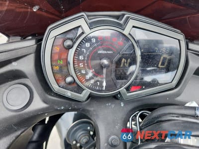Zdjęcie 7 z 9 samochodu: 2019 KAWASAKI EX650 F VIN:JKAEXEK13KDA29764 - miniatura