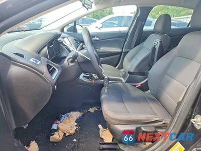 Zdjęcie 7 z 12 samochodu: 2018 CHEVROLET CRUZE LS VIN:1G1BC5SM9J7204309 - miniatura