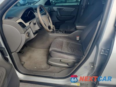 Zdjęcie 7 z 13 samochodu: 2016 CHEVROLET TRAVERSE LS VIN:1GNKRFED9GJ232668 - miniatura