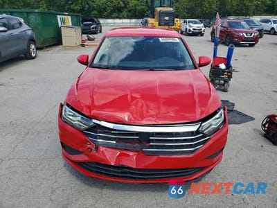 Piąte zdjęcie samochodu w środku: 2019 VOLKSWAGEN JETTA S VIN:3VWC57BU8KM093211 - miniatura