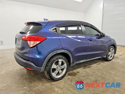Trzecie zdjęcie samochodu z tyłu: 2017 HONDA HR-V LX VIN:3CZRU5H31HG701445 - miniatura