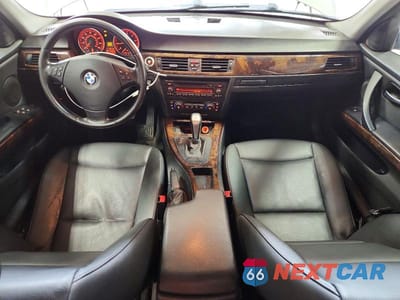 Zdjęcie 8 z 12 samochodu: 2006 BMW 325 I VIN:WBAVB13546PT10436 - miniatura