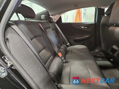 Zdjęcie 10 z 12 samochodu: 2023 CHEVROLET MALIBU LT VIN:1G1ZD5ST7PF247550 - miniatura
