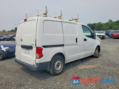 Trzecie zdjęcie samochodu z tyłu: 2015 NISSAN NV200 SV VIN:3N6CM0KN0FK717877 - miniatura
