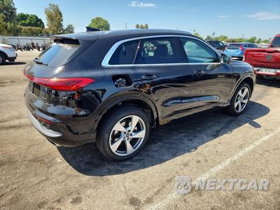 Trzecie zdjęcie samochodu z tyłu: 2025 AUDI Q5 PREMIUM PLUS VIN:WA12AAGU4S2089948 - miniatura