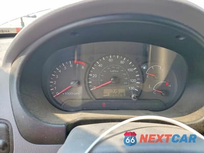 Zdjęcie 9 z 12 samochodu: 2005 HYUNDAI ACCENT GLS VIN:KMHCG45C75U615580 - miniatura