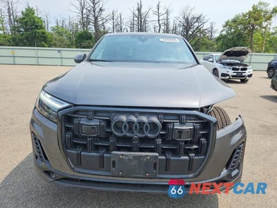 Piąte zdjęcie samochodu w środku: 2025 AUDI Q7 PREMIUM PLUS VIN:WA1LCBF76SD002801 - miniatura