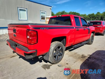 Trzecie zdjęcie samochodu z tyłu: 2016 CHEVROLET SILVERADO K1500 CUSTOM VIN:1GCVKPEC9GZ305479 - miniatura