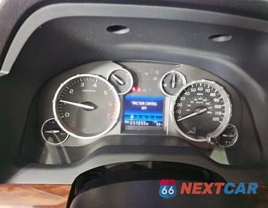 Zdjęcie 8 z 14 samochodu: 2016 TOYOTA TUNDRA CREWMAX LIMITED VIN:5TFHY5F15GX518194 - miniatura