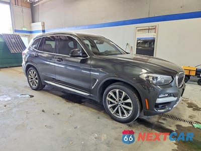 Czwarte zdjęcie samochodu z boku: 2019 BMW X3 XDRIVE30I VIN:5UXTR9C58KLE21692 - miniatura