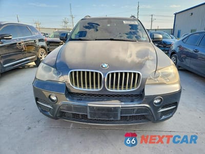 Piąte zdjęcie samochodu w środku: 2012 BMW X5 XDRIVE35D VIN:5UXZW0C5XCL666216 - miniatura