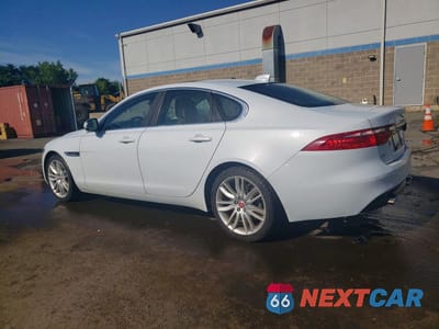 Drugie zdjęcie samochodu z przodu: 2018 JAGUAR XF PORTFOLIO LE VIN:SAJBN4EV9JCY53312 - miniatura