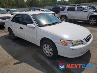 Czwarte zdjęcie samochodu z boku: 2001 TOYOTA CAMRY LE VIN:4T1BG22K11U764797 - miniatura
