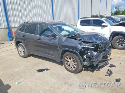 Czwarte zdjęcie samochodu z boku: 2017 JEEP CHEROKEE LATITUDE VIN:1C4PJLCB3HW516663 - miniatura