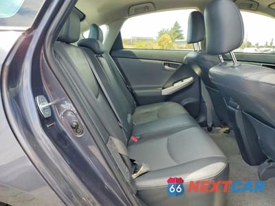 Zdjęcie 10 z 12 samochodu: 2012 TOYOTA PRIUS FOUR VIN:JTDKN3DU3C1607159 - miniatura