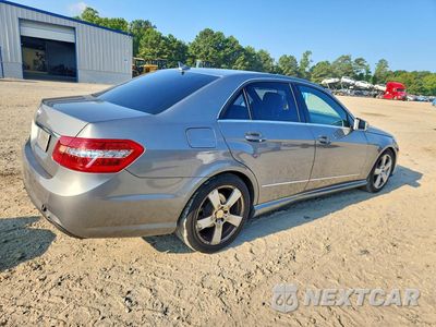 Trzecie zdjęcie samochodu z tyłu: 2012 MERCEDES-BENZ E 350 VIN:WDDHF5KB1CA593983 - miniatura