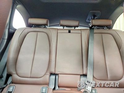 Zdjęcie 10 z 14 samochodu: 2019 BMW X1 XDRIVE28I VIN:WBXHT3C5XK3H36308 - miniatura