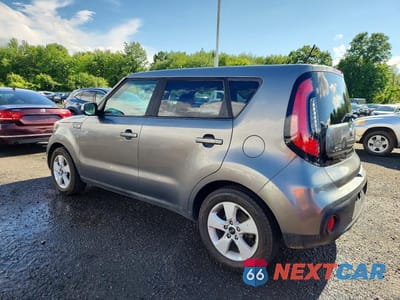 Drugie zdjęcie samochodu z przodu: 2018 KIA SOUL BASE VIN:KNDJN2A22J7592110 - miniatura