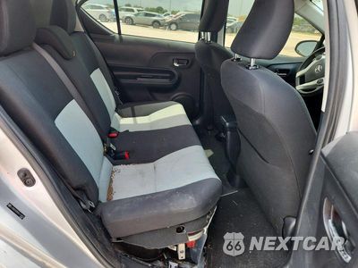 Zdjęcie 10 z 13 samochodu: 2016 TOYOTA PRIUS C TWO VIN:JTDKDTB39G1119823 - miniatura