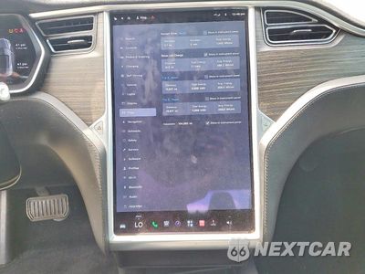 Zdjęcie 9 z 12 samochodu: 2016 TESLA MODEL S VIN:5YJSA1E27GF152858 - miniatura