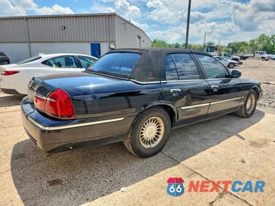 Trzecie zdjęcie samochodu z tyłu: 2000 MERCURY GRAND MARQUIS LS VIN:2MEFM75W0YX663861 - miniatura