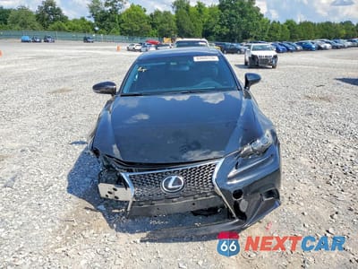 Piąte zdjęcie samochodu w środku: 2016 LEXUS IS 350 VIN:JTHBE1D28G5026403 - miniatura