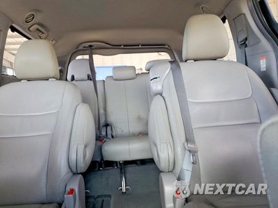Zdjęcie 10 z 13 samochodu: 2017 TOYOTA SIENNA LE VIN:5TDKZ3DC4HS882514 - miniatura