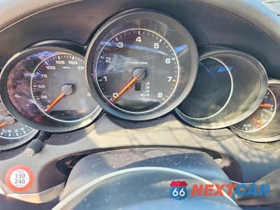 Zdjęcie 9 z 13 samochodu: 2018 PORSCHE CAYENNE VIN:WP1AA2A21JKA06701 - miniatura