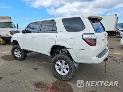 Drugie zdjęcie samochodu z przodu: 2020 TOYOTA 4RUNNER SR5 VIN:JTEBU5JR3L5755928 - miniatura