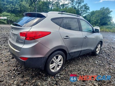Trzecie zdjęcie samochodu z tyłu: 2013 HYUNDAI TUCSON GLS VIN:KM8JU3AC5DU723386 - miniatura