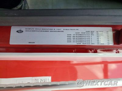 Zdjęcie 11 z 13 samochodu: 2018 MACK GU713 BOX TRUCK VIN:1M2AX04C6JM041680 - miniatura