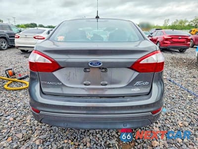 Zdjęcie 6 z 12 samochodu: 2015 FORD FIESTA TITANIUM VIN:3FADP4CJXFM105777 - miniatura