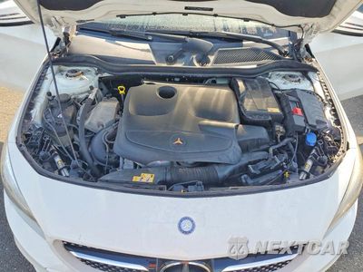 Zdjęcie 11 z 12 samochodu: 2014 MERCEDES-BENZ CLA 250 VIN:WDDSJ4EB0EN105211 - miniatura